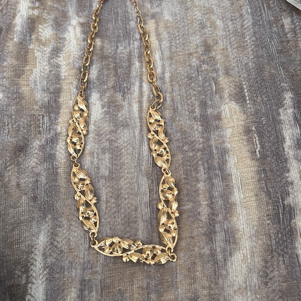 Necklace - Picture 4 of 4